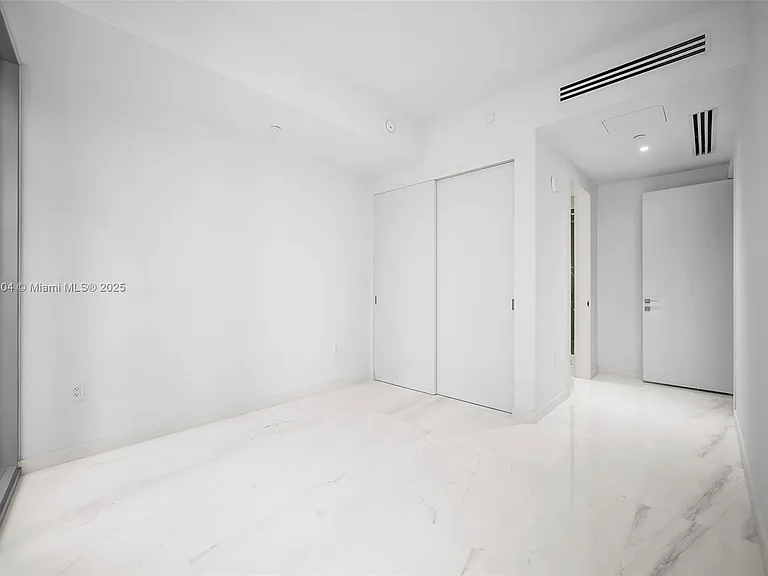 300 Biscayne Boulevard Way #3509 — Photo 12