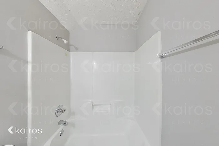 150 Deer Pkwy — Photo 8