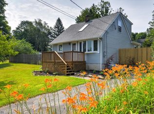 40 Clinton Ave, Budd Lake, NJ 07828