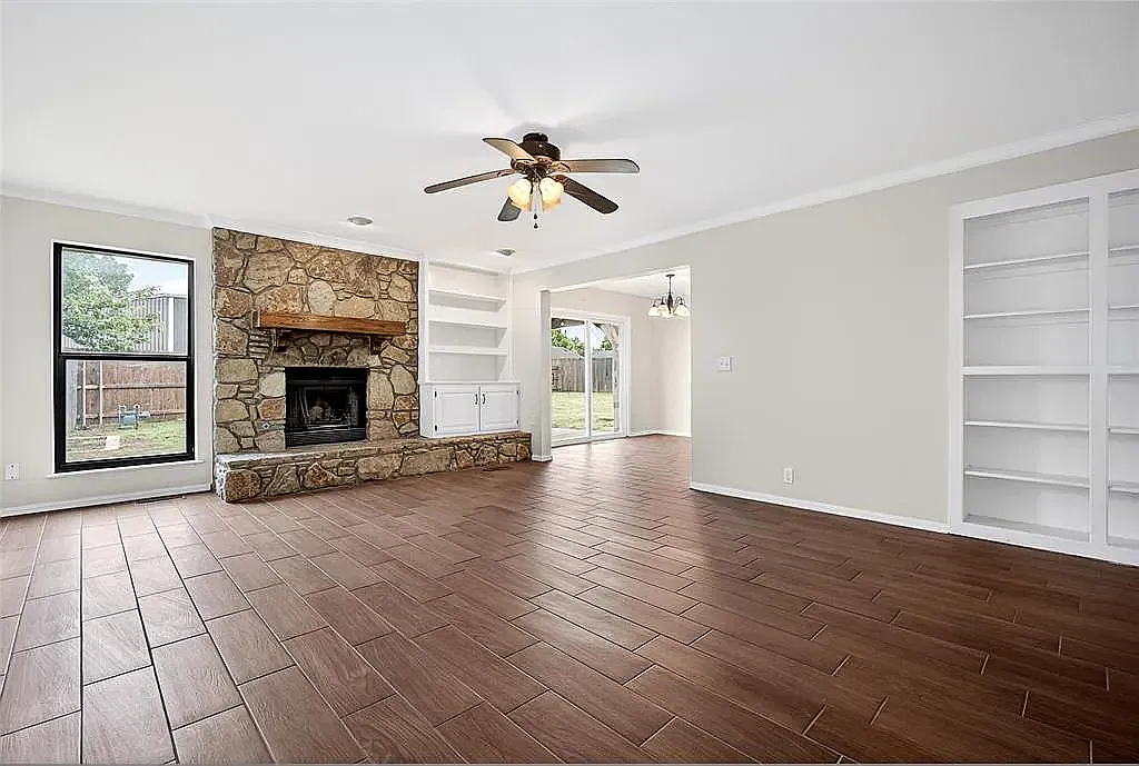 3 bed, 2.5 bath, 1975 sqft, $1,850 — Photo 4