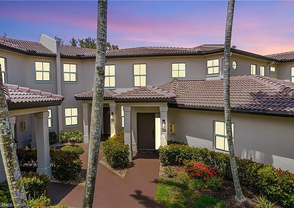 700 Diamond Cir #706