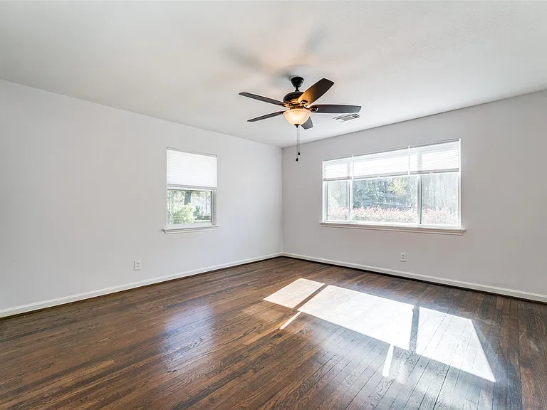 4502 Brookwoods Dr — Photo 16