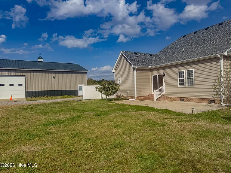 121 Scotland Rd — Photo 31