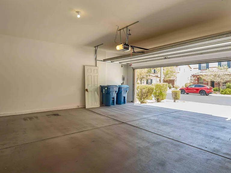 10127 Glorious Moon Ct — Photo 22