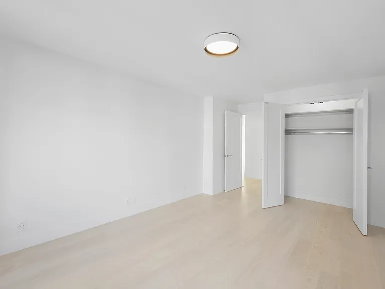 920 Park Ave #3D — Photo 17
