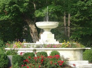 76 Overlook Dr, Ridgefield, CT 06877