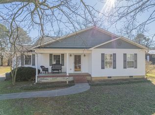 32 Hart Ter, Hartwell, GA 30643