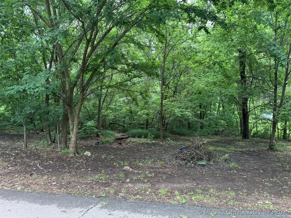 0 S Maple St, Claremore, OK 74017