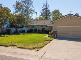 2131 Eric Rd, Carmichael, CA 95608