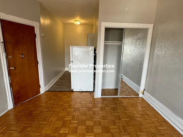 (undisclosed Address), Boston, MA 02114