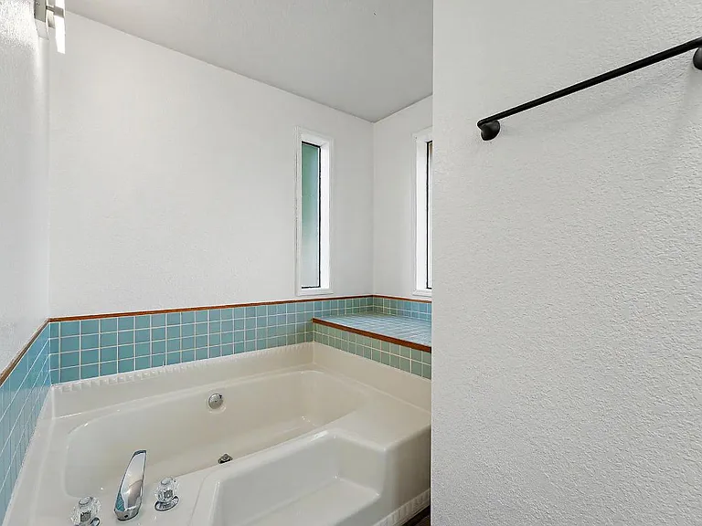 9123 Wendy Dr SE — Photo 30