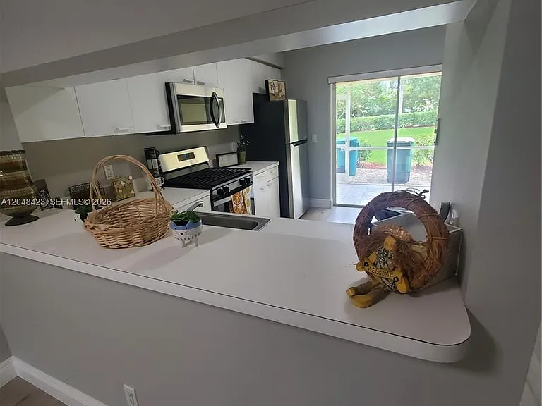 7858 Dixie Beach Cir #7858 — Photo 15