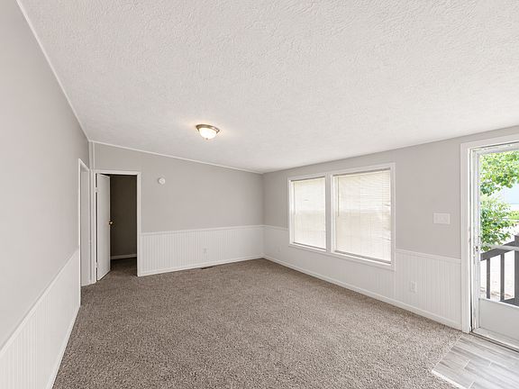 5th image of 101 N Manor St