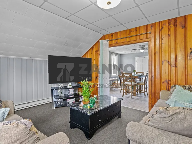 121 Farmington Ave #3 — Photo 17