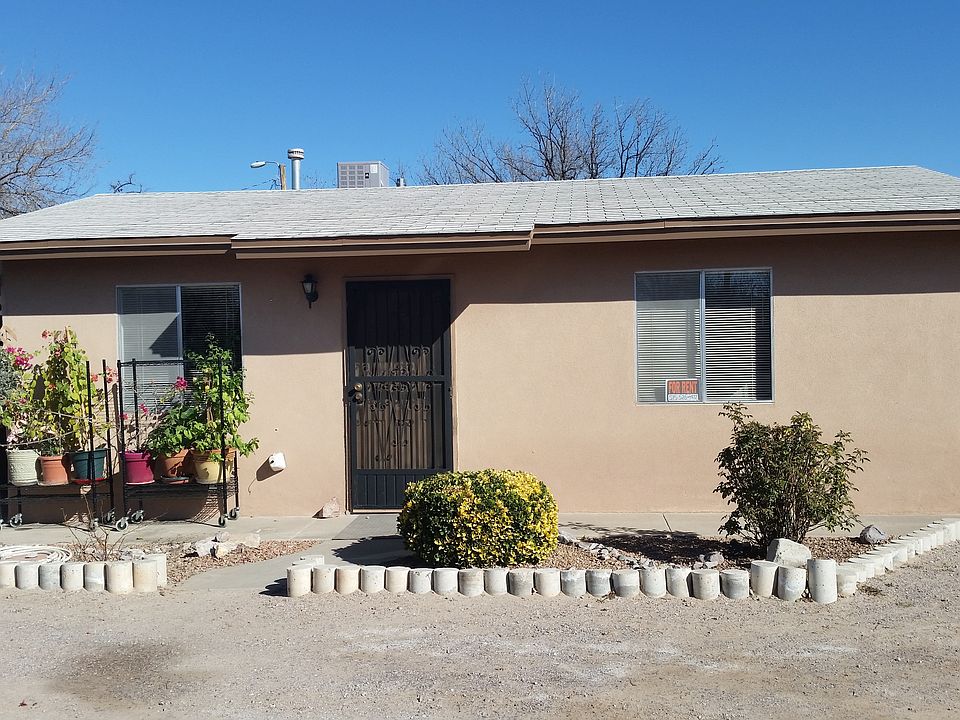 1st image of 2447 Calle Del Norte