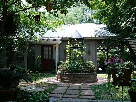 courtyard view