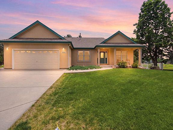 2nd image of 3926 Ridgeway Ct