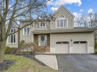6 Crowel Rd, Hillsborough, NJ 08844