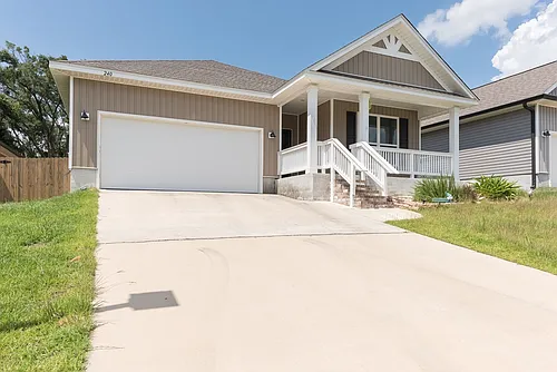 240 Camellia Dr Photo 1 240 Camellia Dr Photo 1