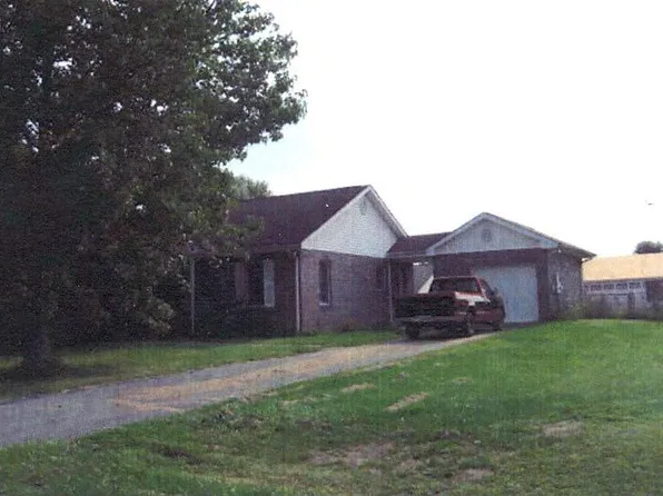 566 Ann Dr, Gallipolis, OH 45631
