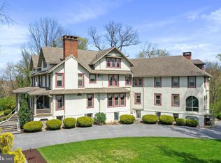 1090 Ragged Edge Rd, Chambersburg, PA 17202