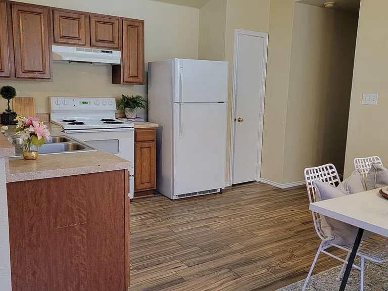 238 Bushtail Dr — Photo 7