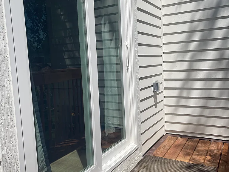 1144 Meadow St — Photo 13