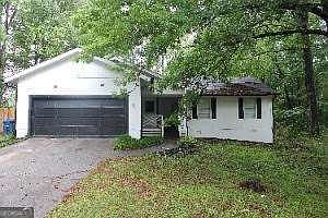 1st image of 1495 Royalwyn Cir