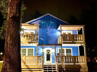 314 Unicoi St, Helen, GA 30545