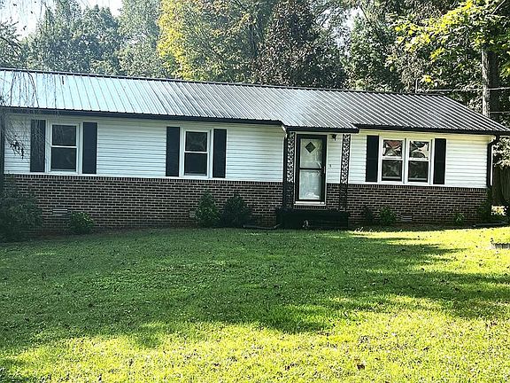 3rd image of 439 Salem Rd