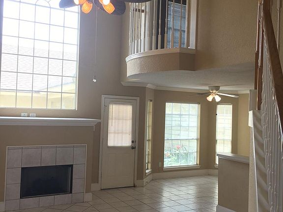 2nd image of 2207 Park Ave