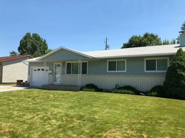 700 Moonlite Dr, Idaho Falls, ID 83402