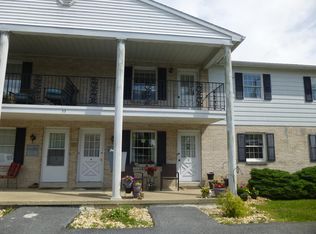 55 Lancaster Ave #8, Ephrata, PA 17522