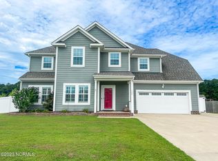 120 Rosedale Dr, Moyock, NC 27958