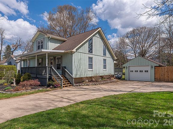 2nd image of 209 Browning Rd