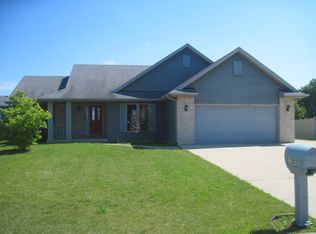 1203 Kilbride Dr, Racine, WI 53402