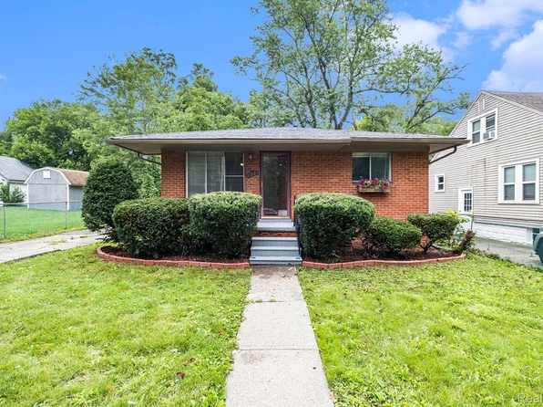155 Navajo Ave, Pontiac, MI 48341