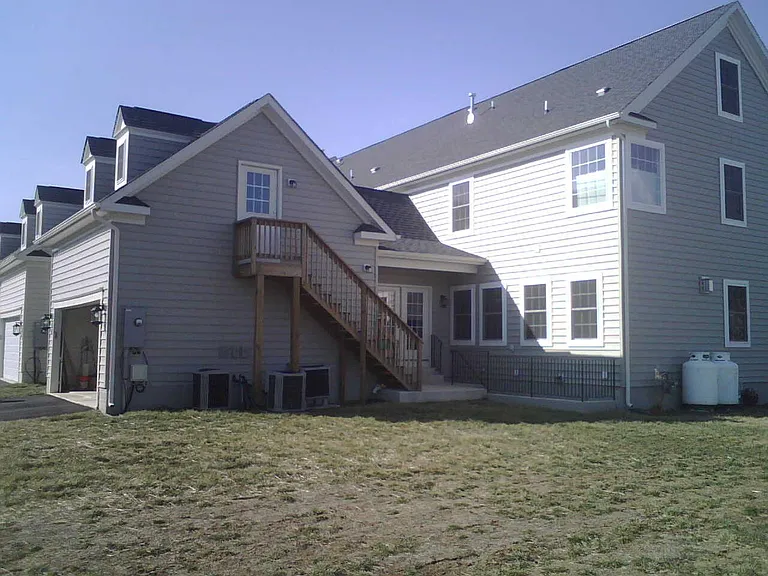 Bristow Manor Dr — Photo 8