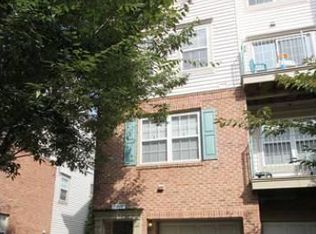 11870 Breton Ct, Reston, VA 20191