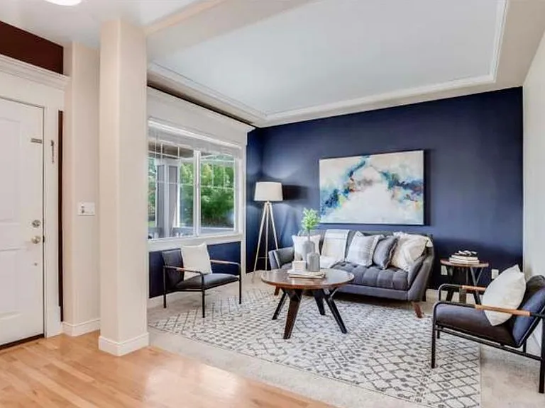 3320 Laurelwood Cir NE — Photo 13
