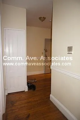 1 bed, 1.0 bath, $2,350 — Photo 4