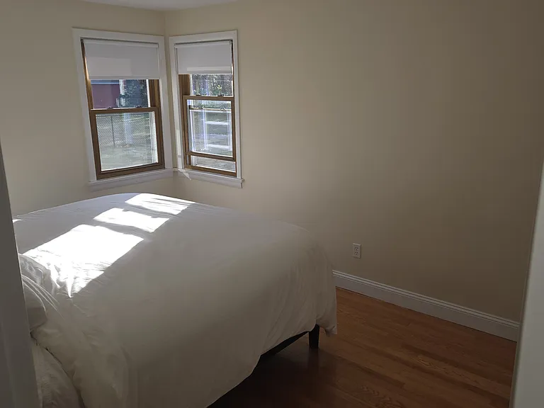 9 Sunnyside Ter — Photo 24