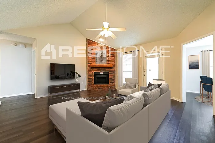 209 Madre Cir — Photo 5