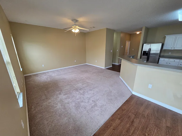 7270 Mossy Oaks Dr — Photo 12