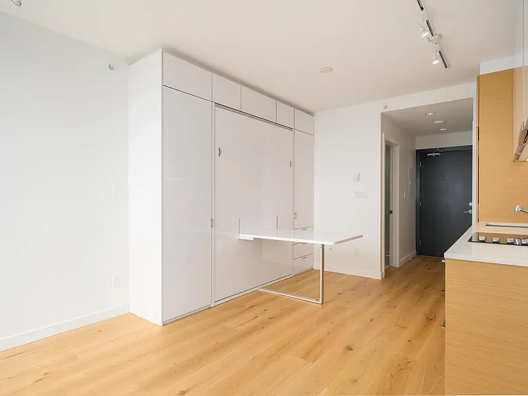 13438 Central Ave #2011 — Photo 6