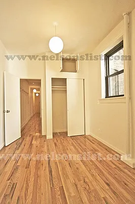 Rented by R New York | media 11