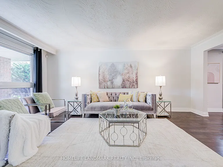 1608 Sherwood Forrest Cir — Photo 4