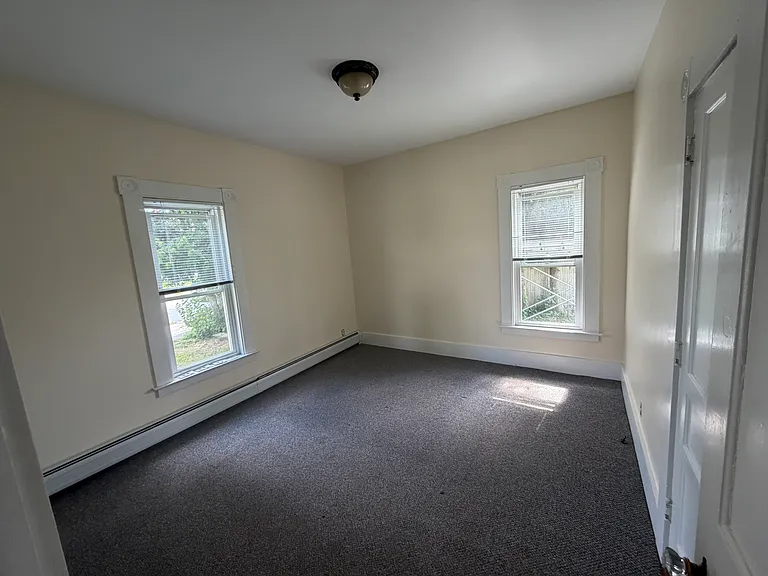 109 Washington St #1 — Photo 8