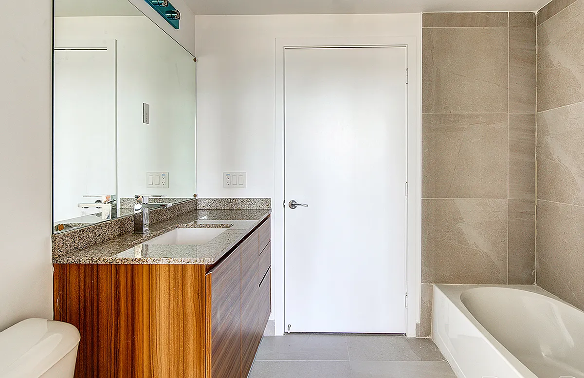 2 bed, 1340 sqft, $3,000 — Photo 3