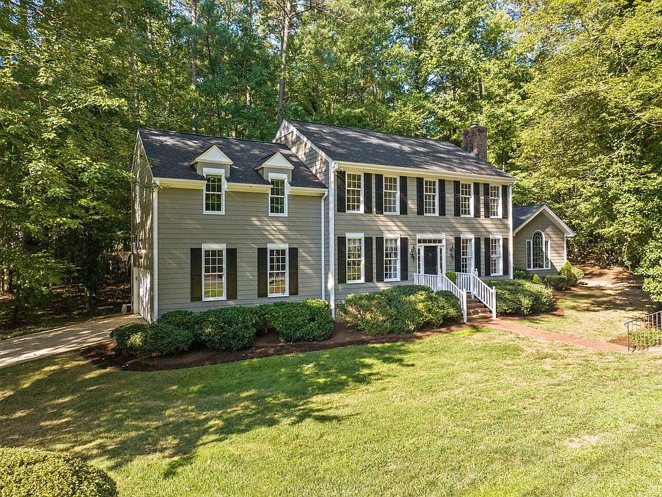 1st image of 112 Old Forest Creek Dr